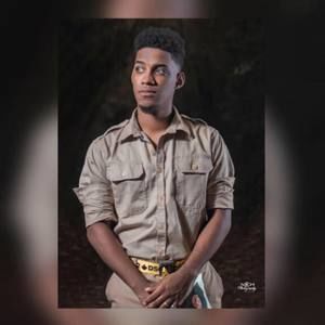 Meet your Posher, Manuel